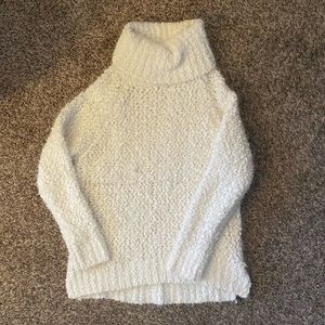 Fuzzy Knit Turtleneck 🐢